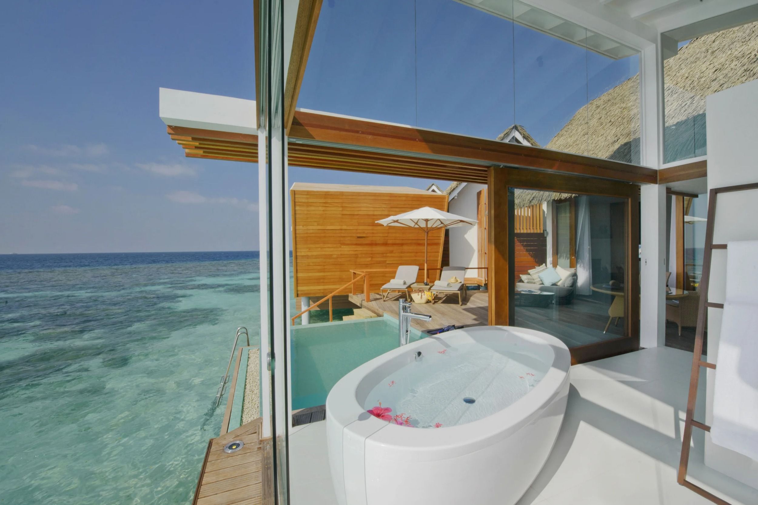 Ocean Pool Villa - bathroom - Kandolhu Maldives