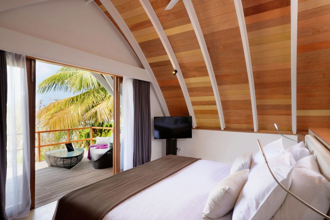 Duplex Pool Villa - first floor bedroom - Kandolhu Maldives