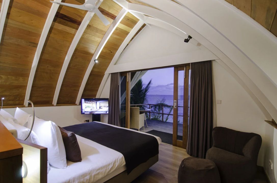 Duplex Pool Villa - first floor bedroom - Kandolhu Maldives