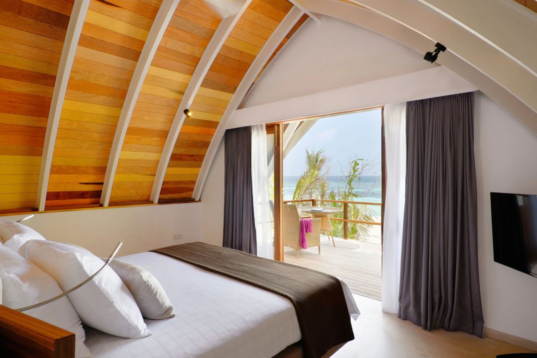 Duplex Pool Villa - First floor bedroom - Kandolhu Maldives