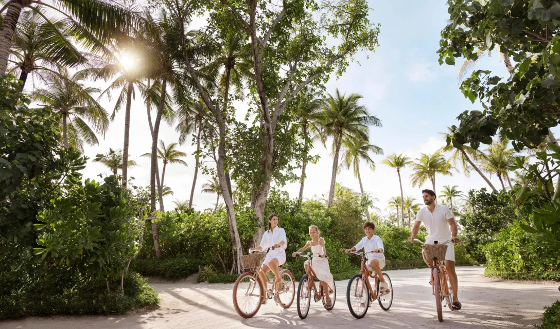 The Ritz-Carlton Maldives Fari Islands - Experiences