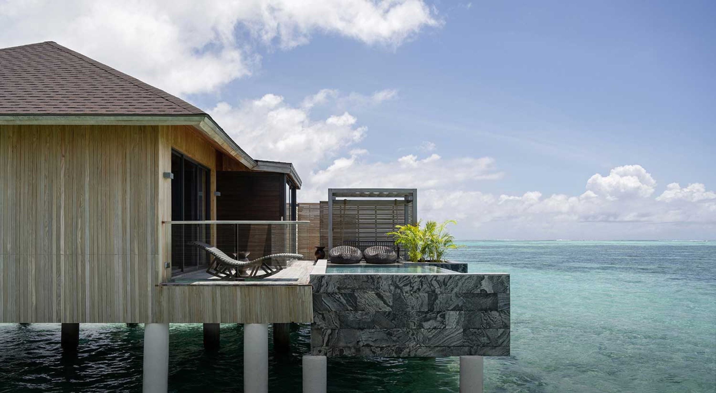 Madifushi Private Island Maldives - Aqua Pool Villa Sunset View - Pool View