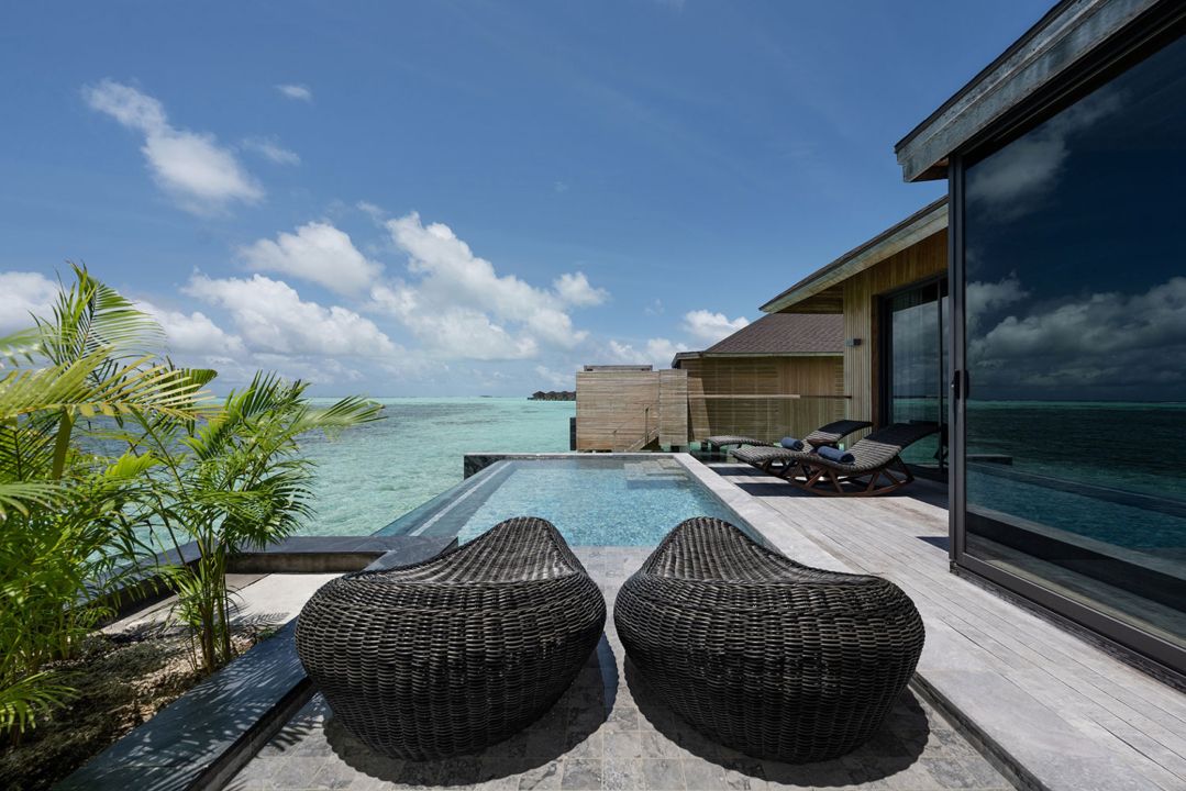Madifushi Private Island Maldives - Aqua Pool Villa Sunrise View - Pool