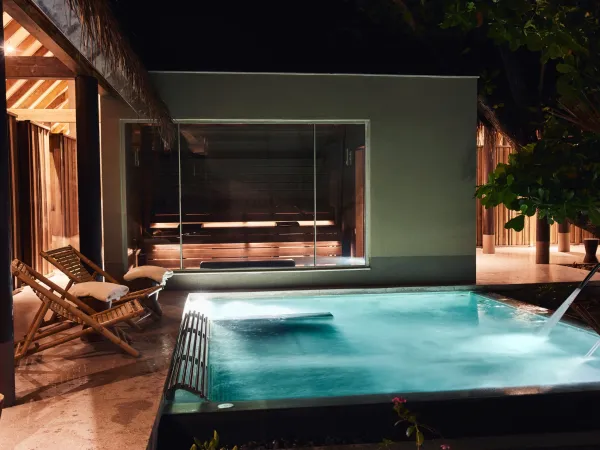 Joali Vitality Pool