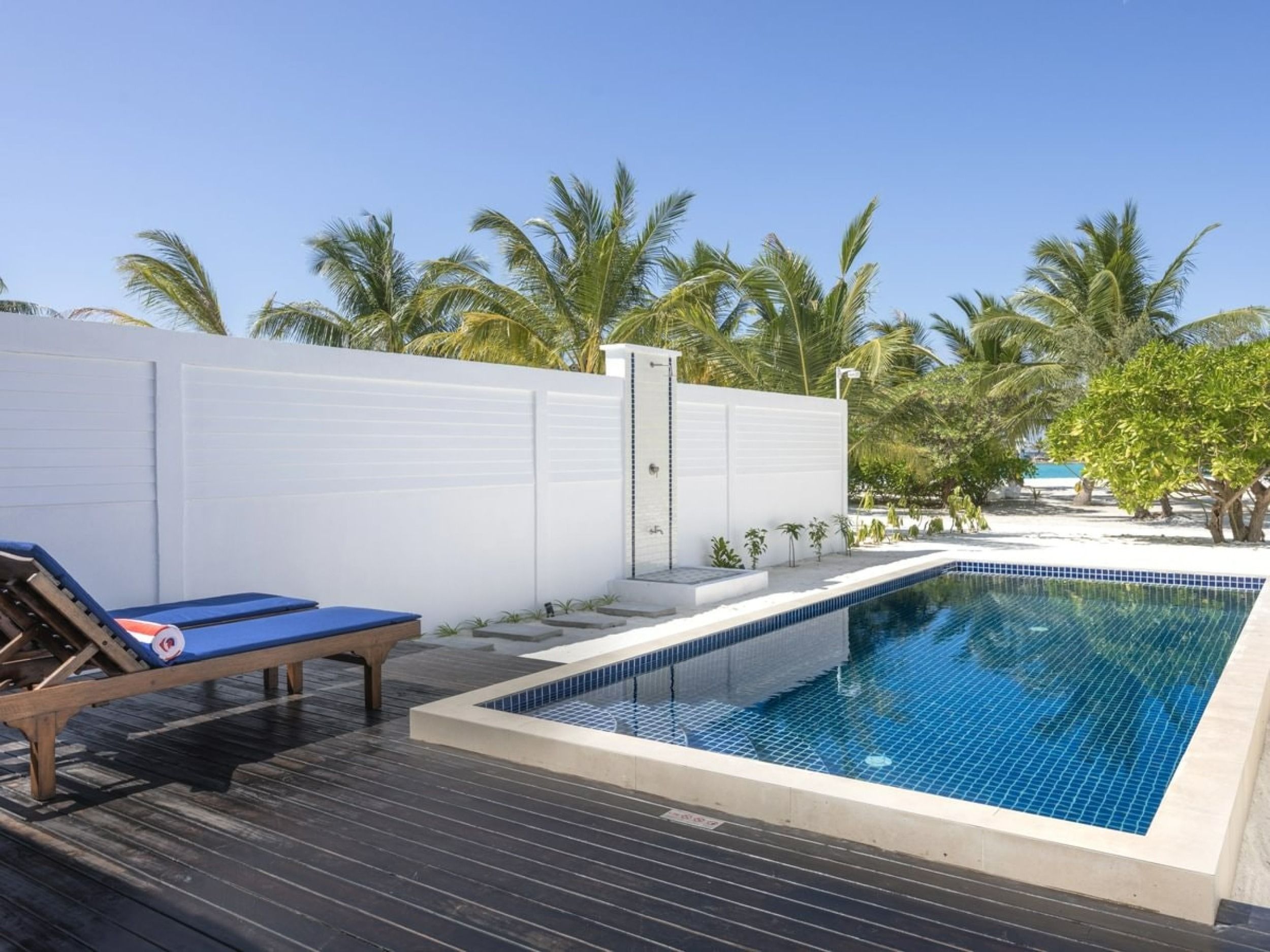 Sunset Deluxe Beach Pool Villa Pool Area