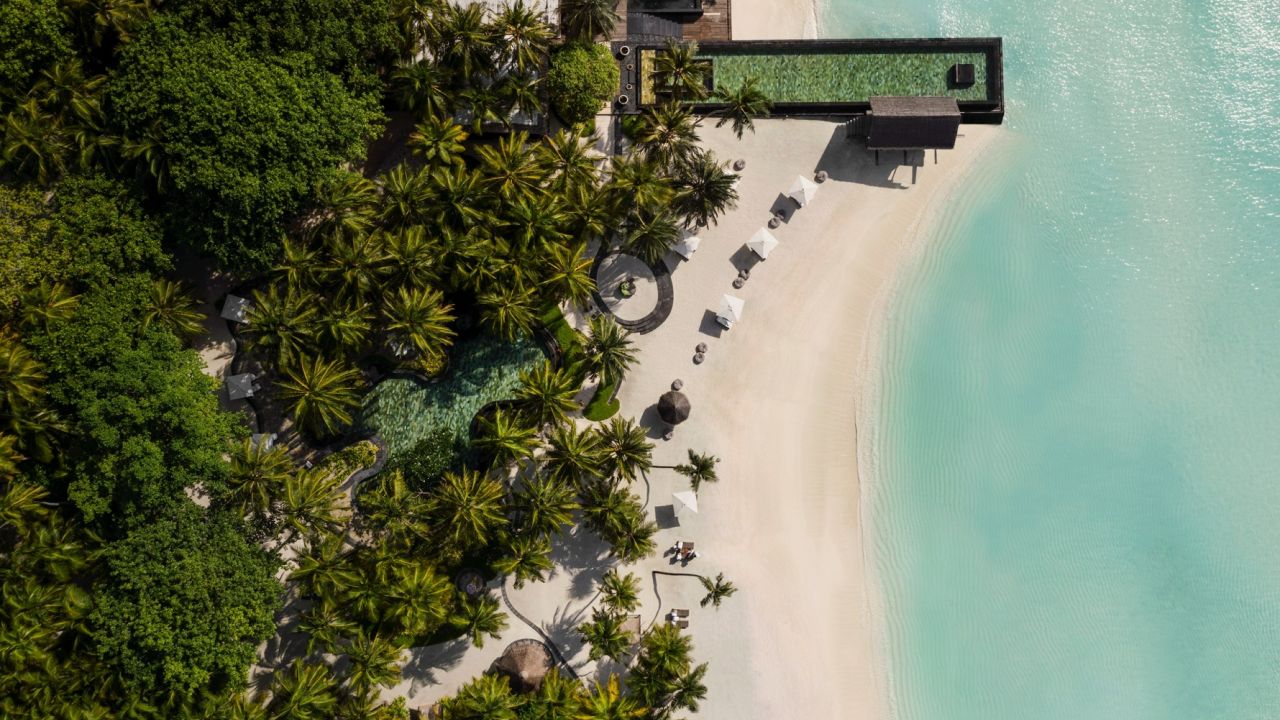 OO_RR_Pool_FamilyPool_Drone_2.jpg One&Only Reethi Rah