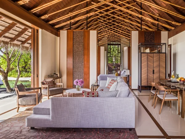 One&Only Reethi Rah Grand Residence with Pool