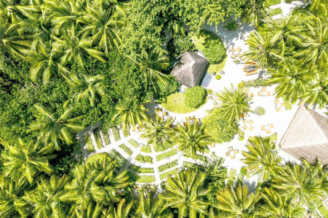 One&Only Reethi Rah Maldives – Luxury Private Island Resort