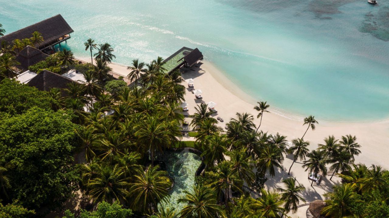 oneandonly_Familypool_drone_2.jpg One&Only Reethi Rah Maldives