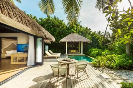 Beach Villa with Pool