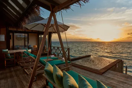 Sunset Water Pool Villa