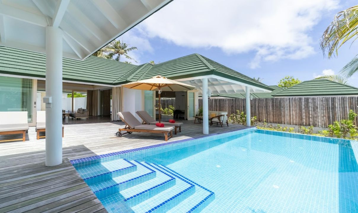 Siyam World Grand Beach Residence with Pool