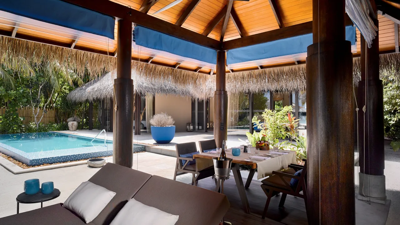 Deluxe Beach Pool Villa