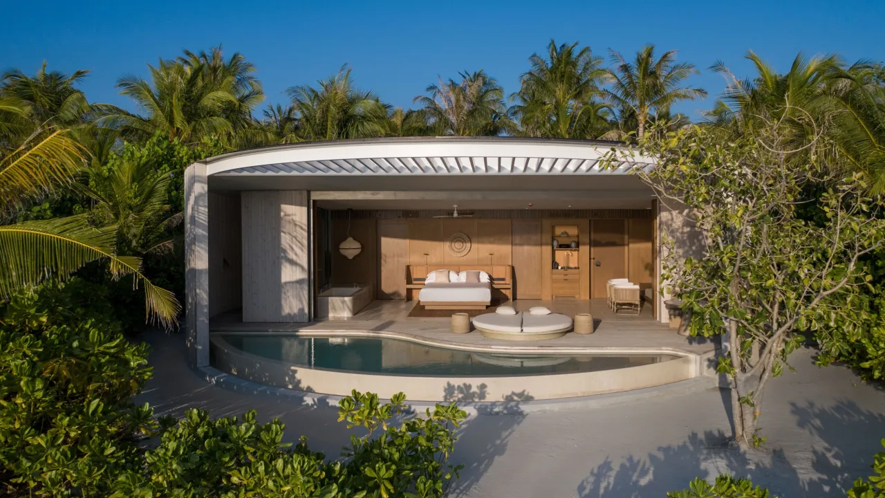 Beach Pool Villa at The Ritz-Carlton Maldives – modern villa with private pool, open-plan layout, and tropical island views.
