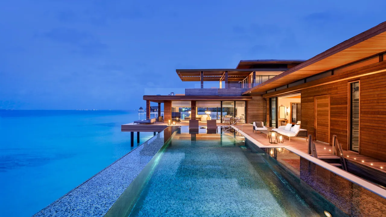 Stella Maris Ocean Villa – Waldorf Astoria Maldives Ithaafushi
The Stella Maris Ocean Villa is an exclusive overwater villa