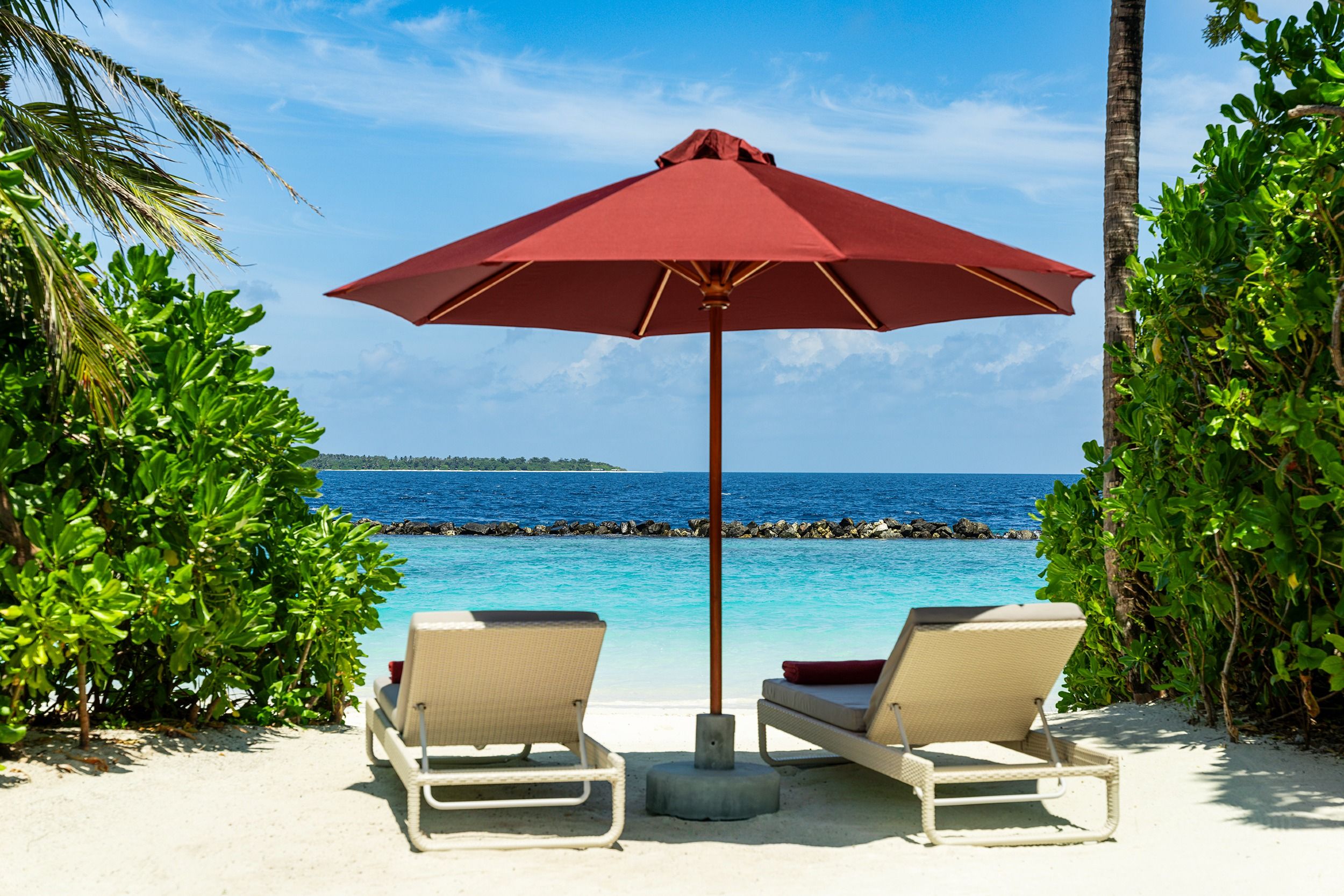 Beach Suite Garden Pool Beach Lounges