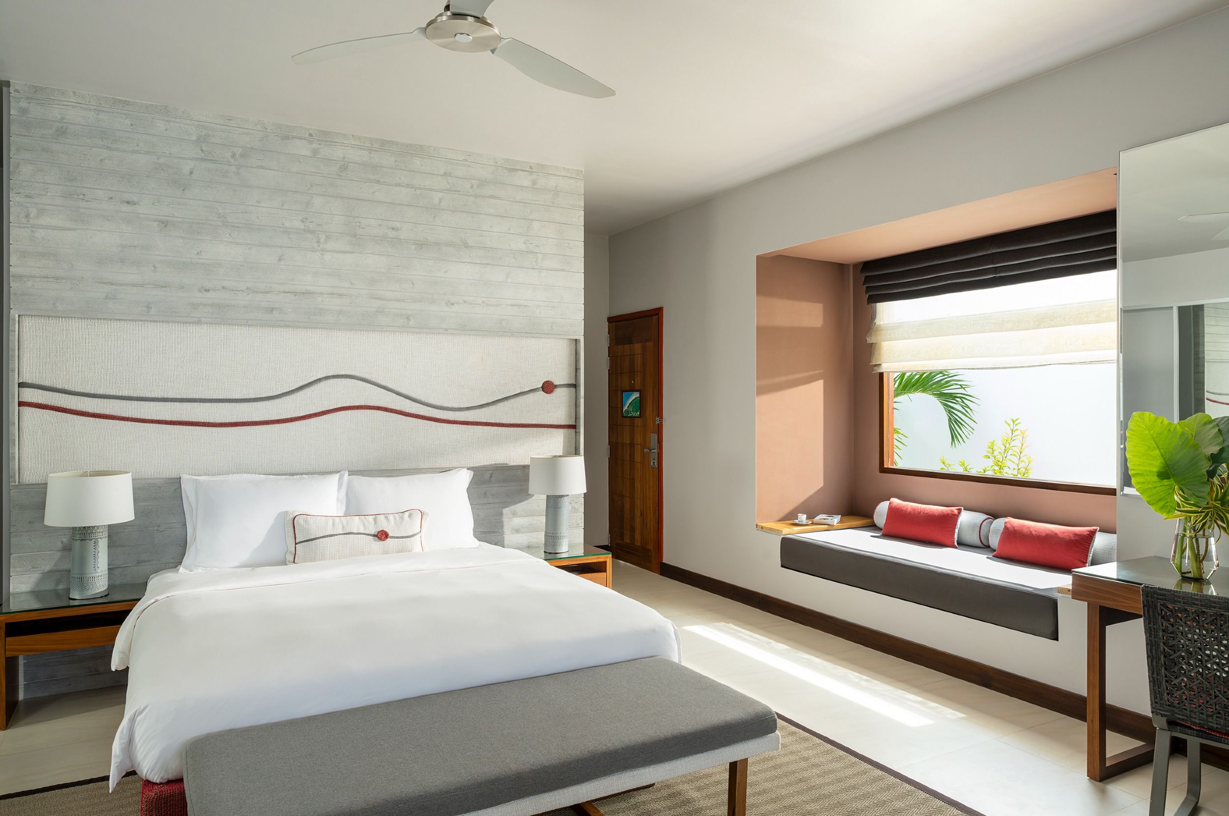 Beach Suite Garden Pool Bedroom