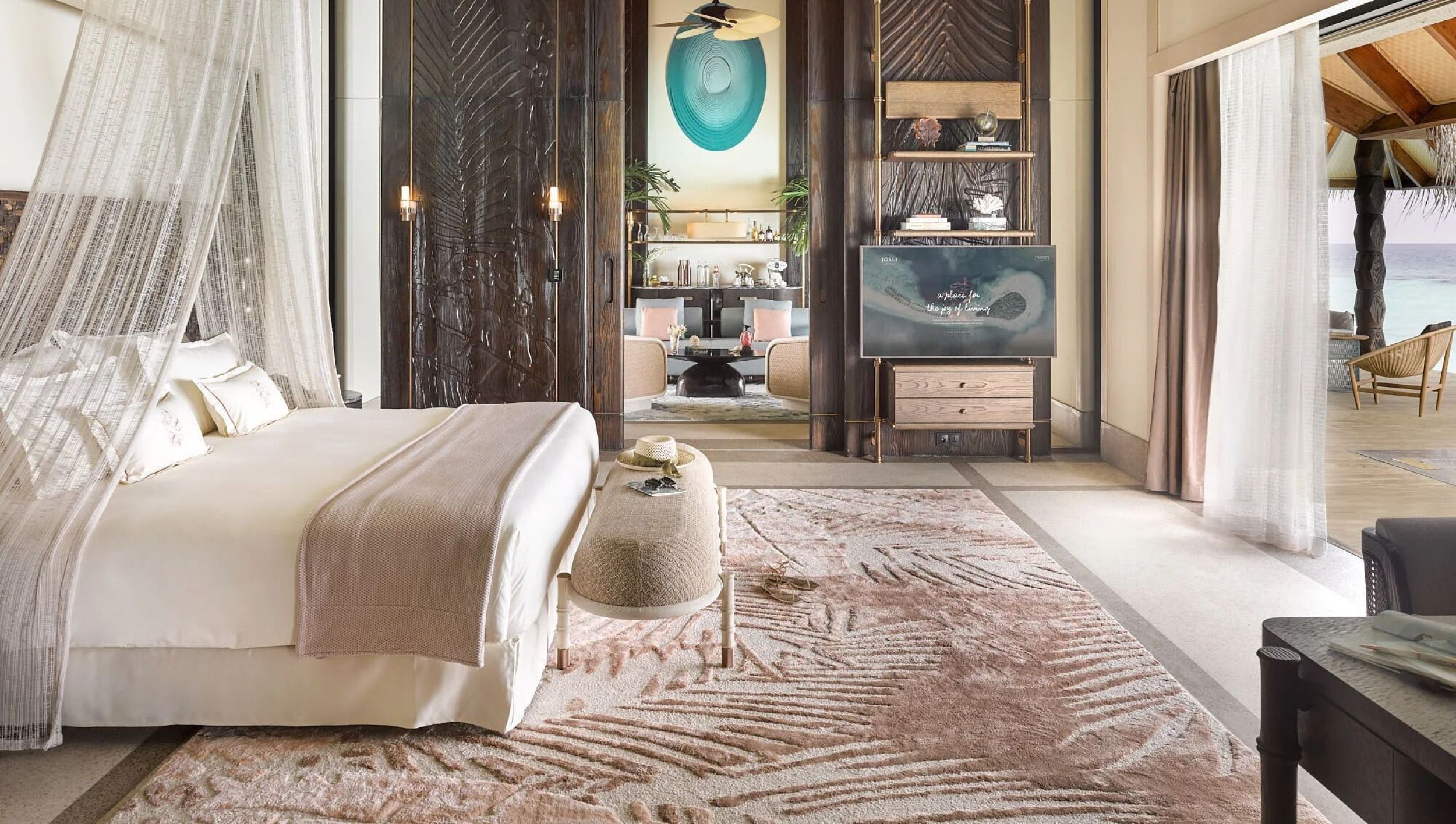 Luxury Water Villa with Pool bedroom 
