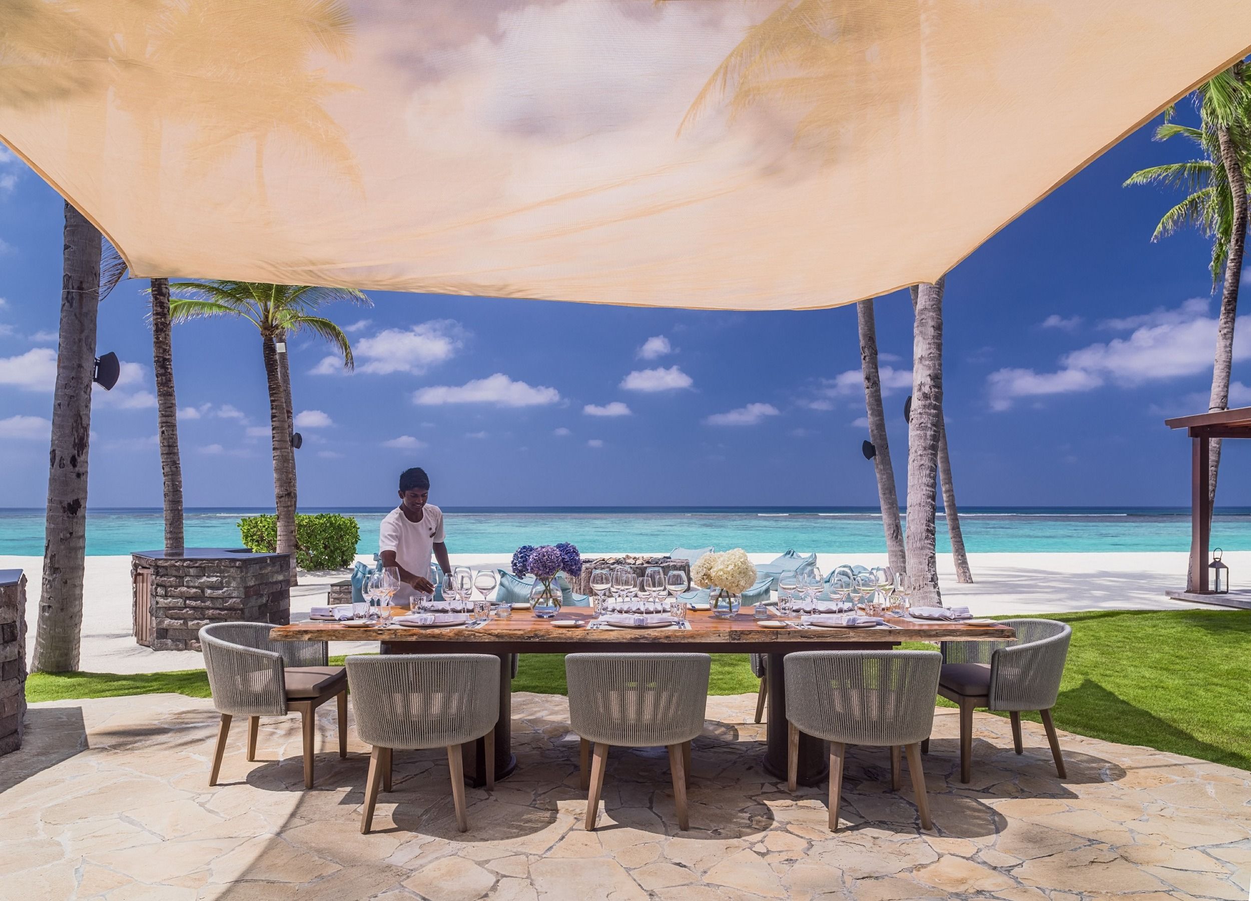 One & Only Reethi Rah Maldives - Grand Sunset Residence with Two Pools