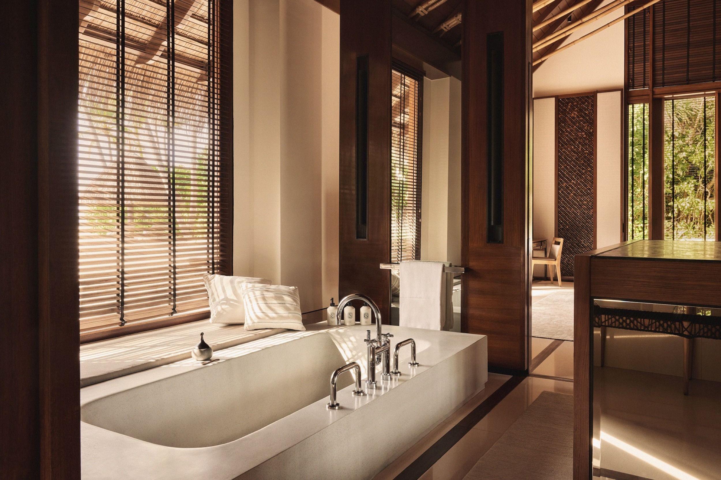 One & Only Reethi Rah Maldives - Grand Sunset Residence with Two Pools