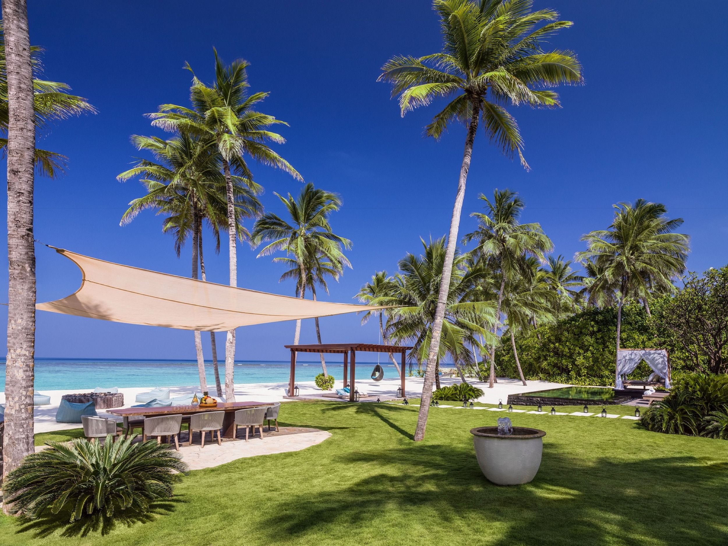 One & Only Reethi Rah Maldives - Grand Sunset Residence with Two Pools