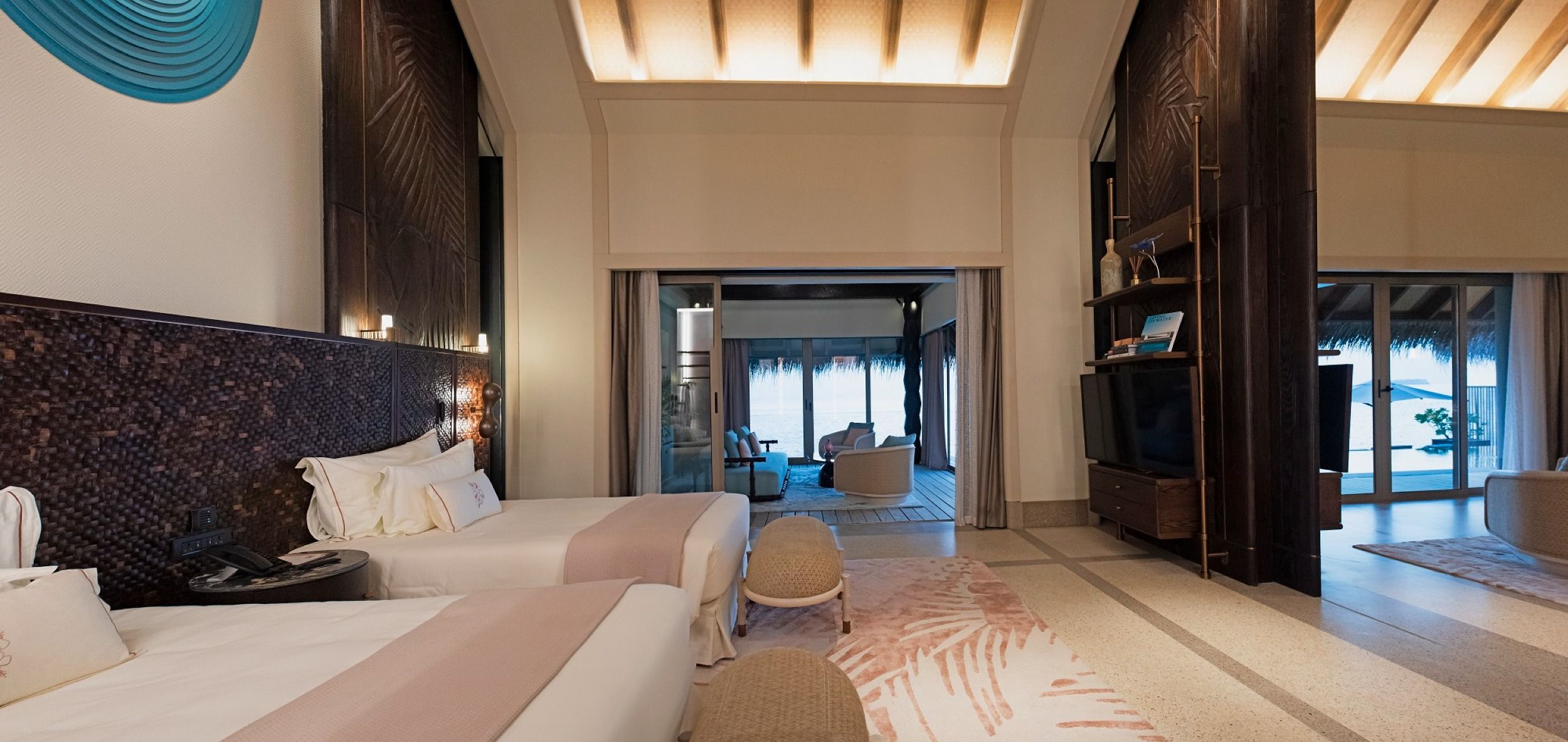 Second bedroom with two beds - Two Bedroom Water Villa with Pool