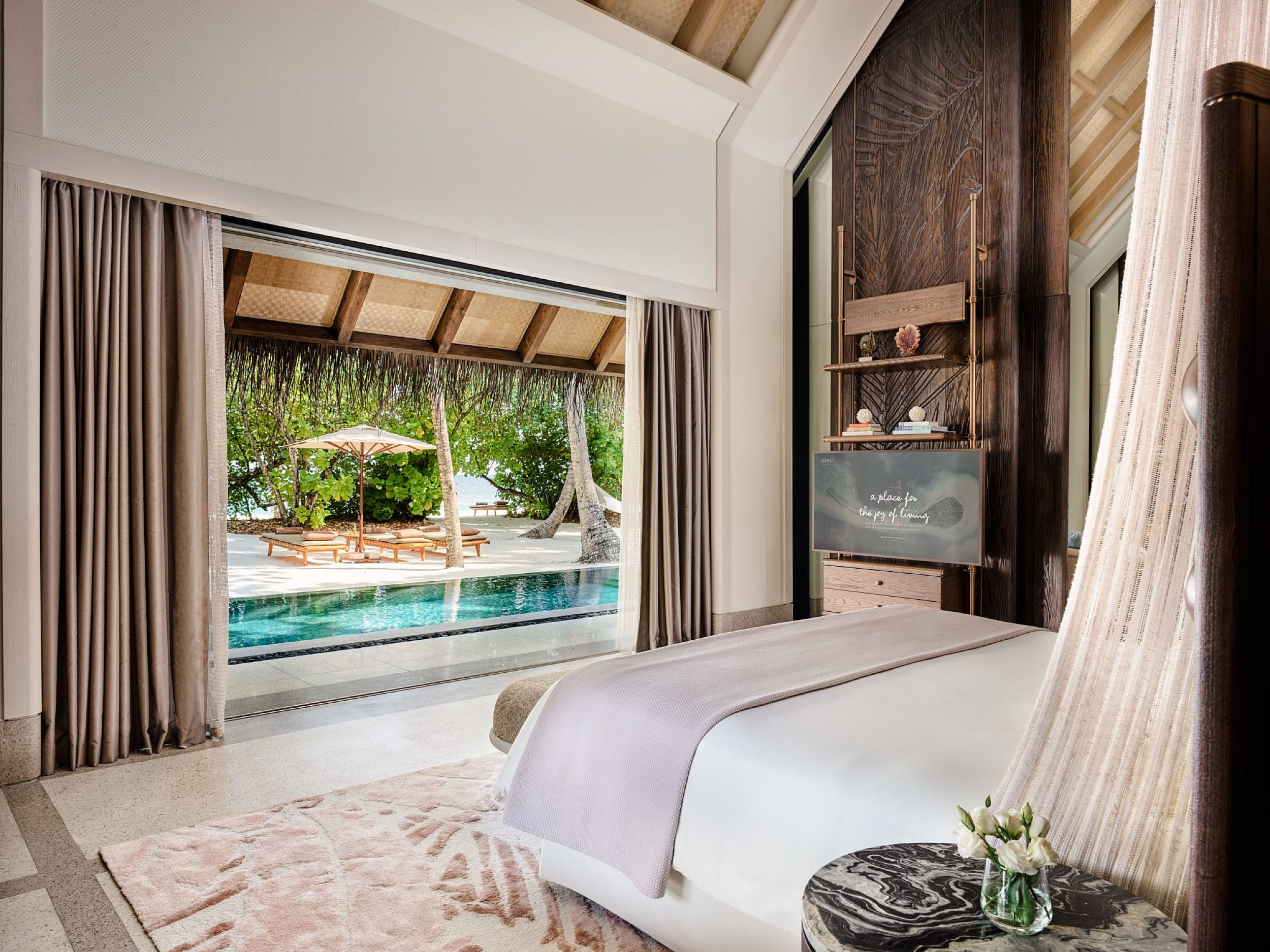 Family Beach Villa bedroom