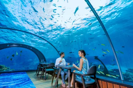 Hurawalhi Island Resort Undersea Restaurant