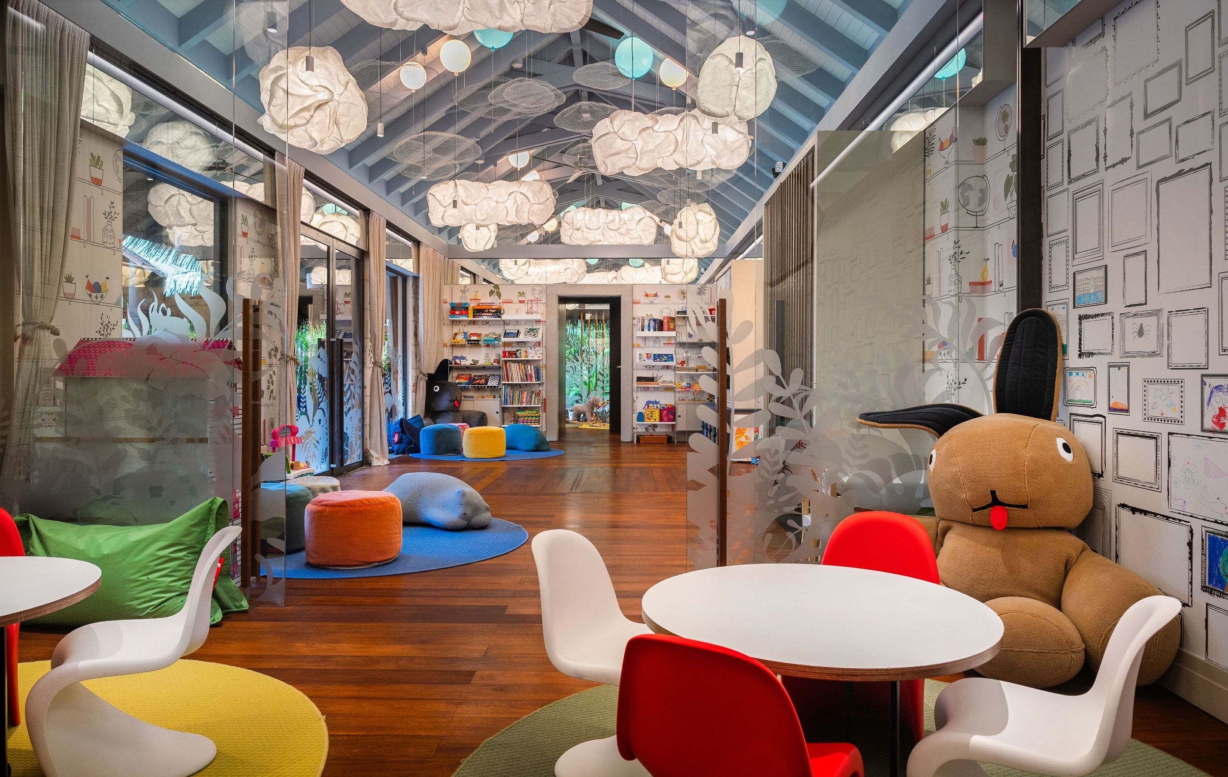 130---Lha-Velaa-Kids-Club-Interior.jpg