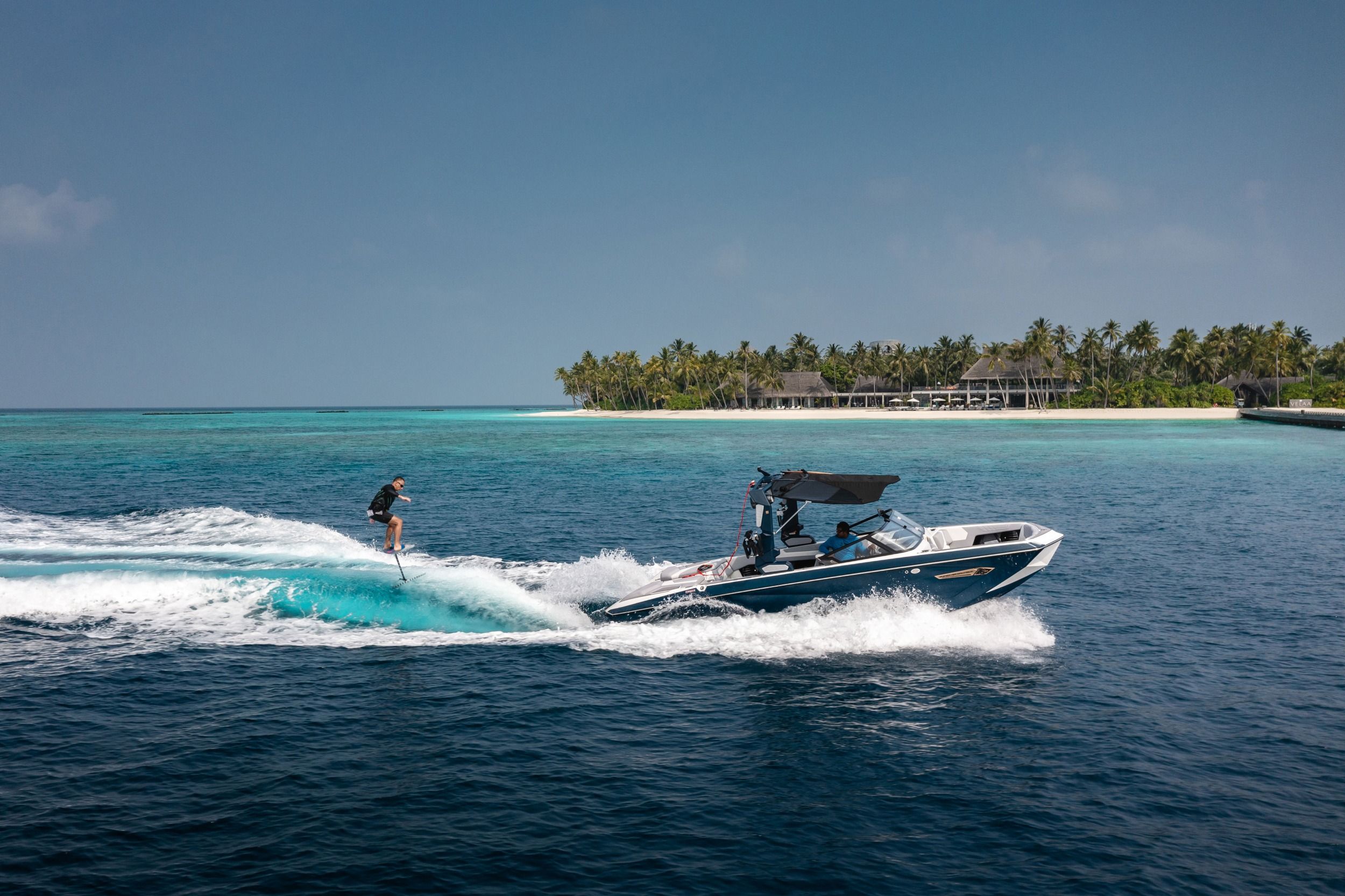 Watersports Wake surfing