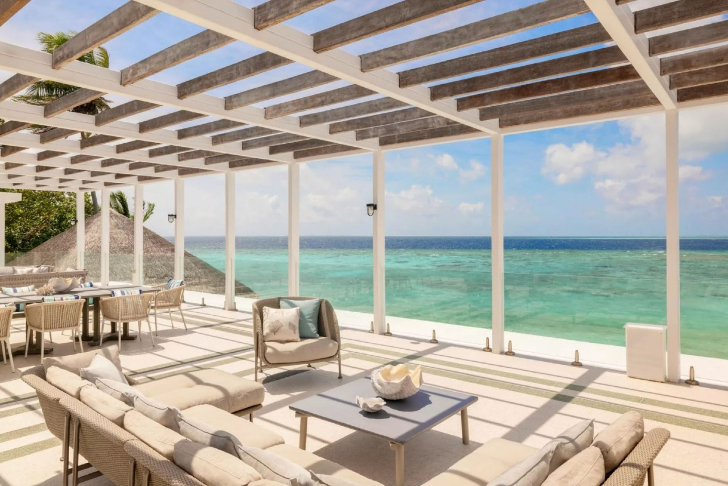 The Halcyon Grand Estate - Terrace