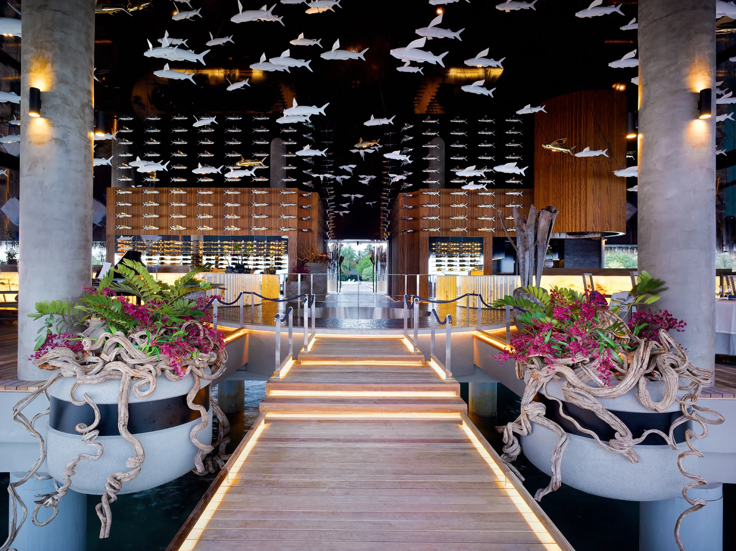 Aragu Restaurant & Cru Lounge Interior