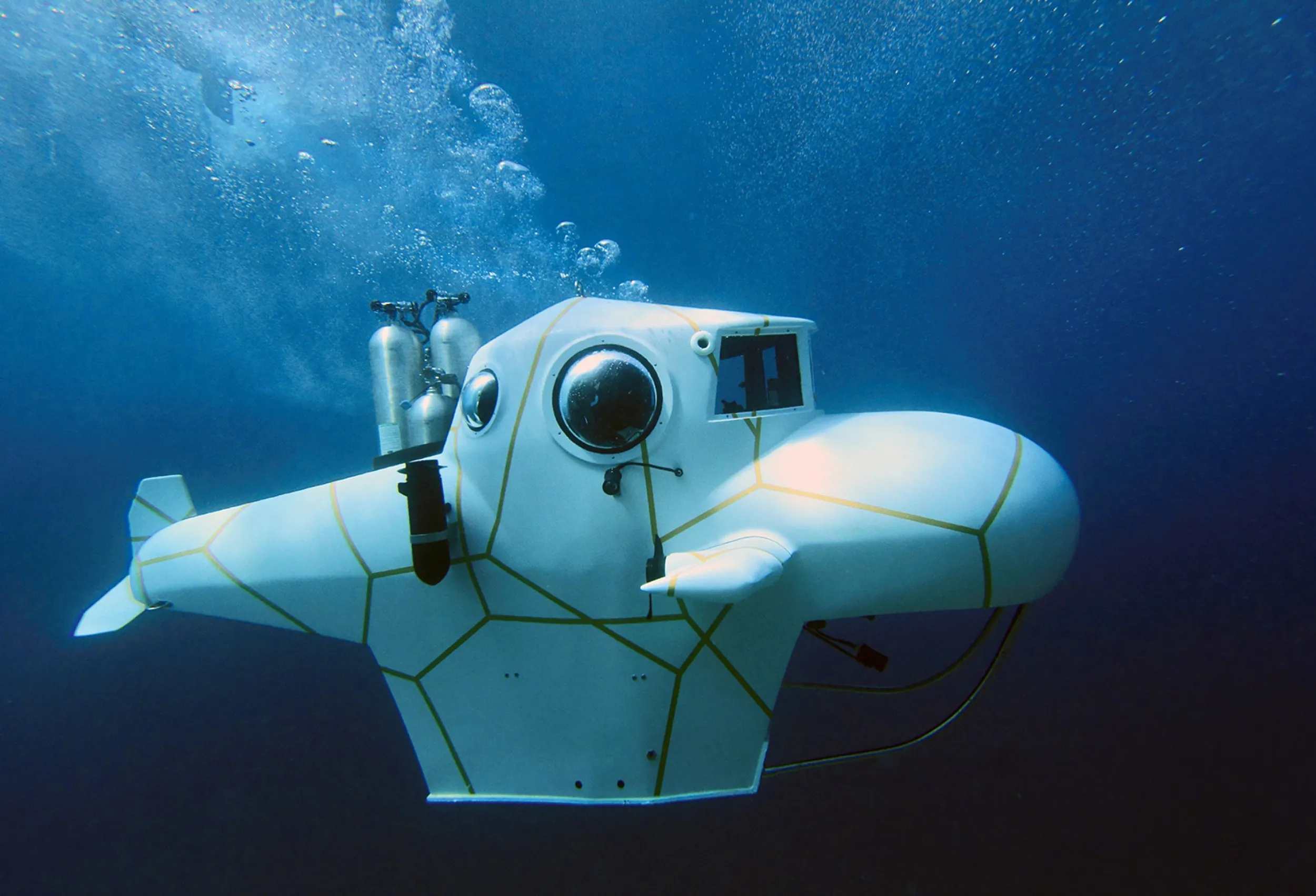 Semi-Submarine