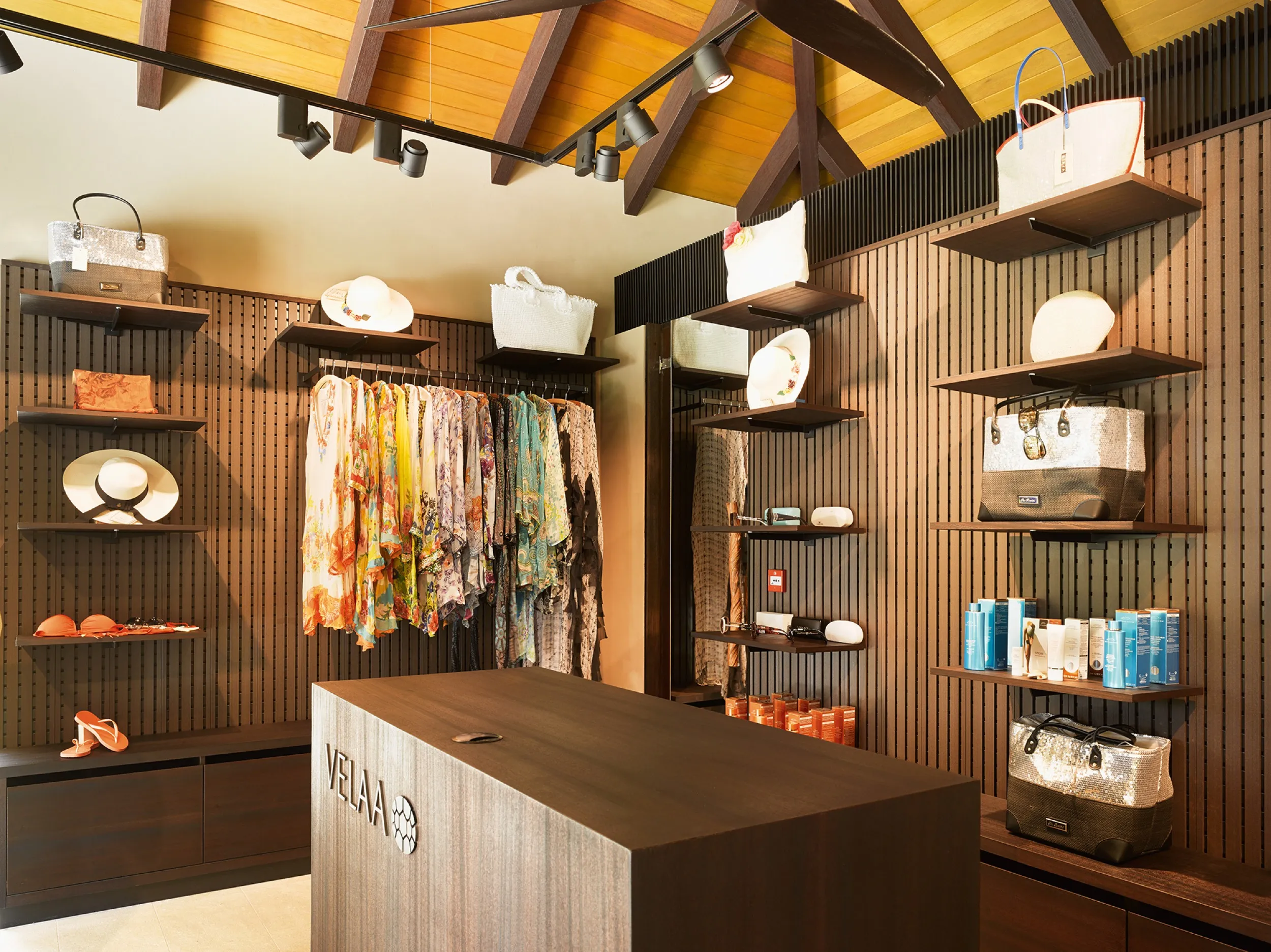 Fashion Clothing Accessories Boutique