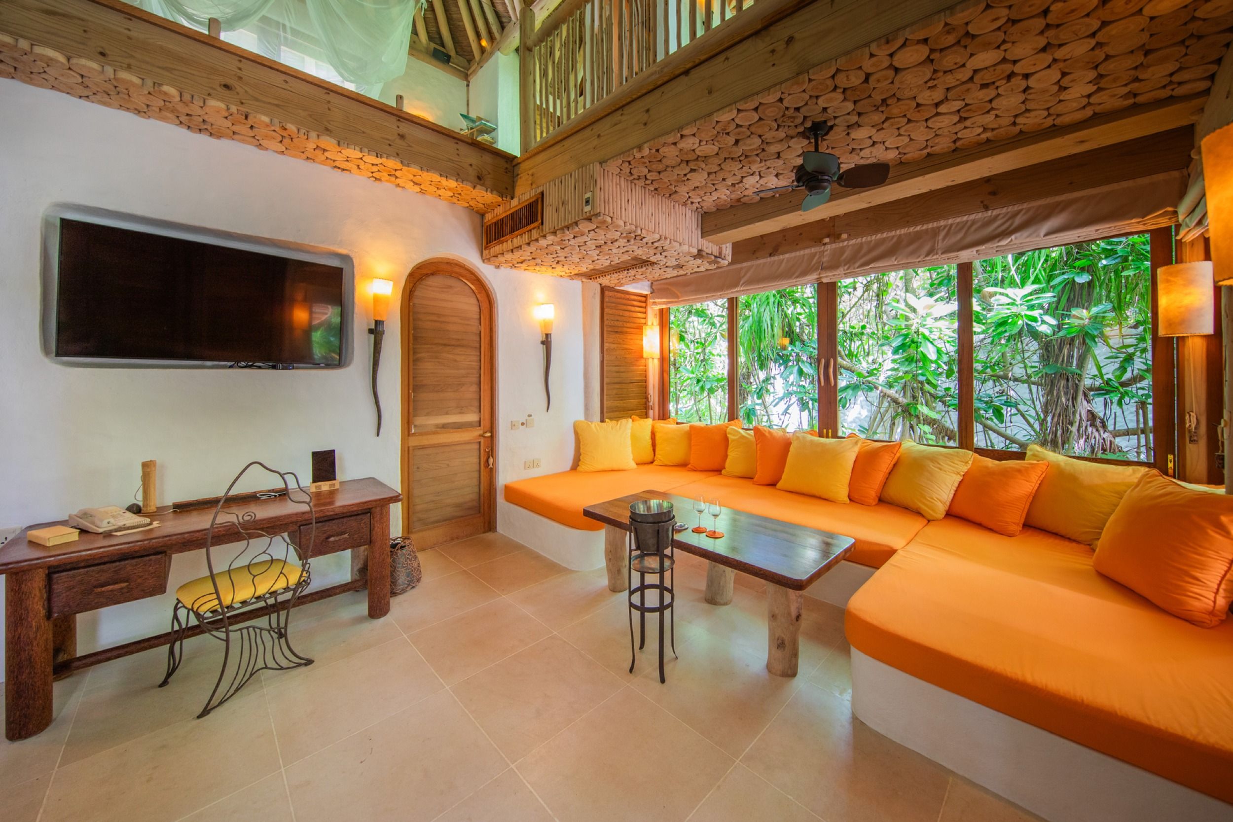 Crusoe Suite with Pool