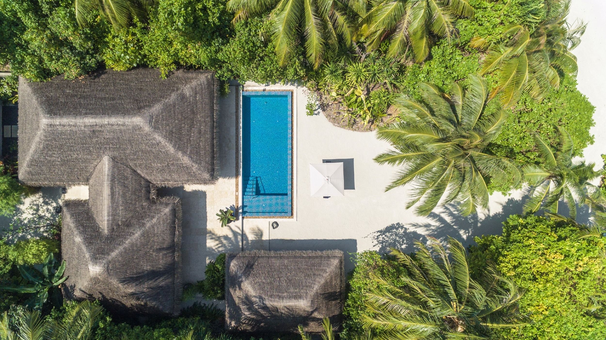 Deluxe Beach Pool Villa - Velaa Private Island Maldives